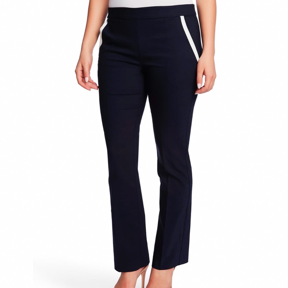 Chaus Pull-on Pants With Contrast Pockets - Picture 3 of 4